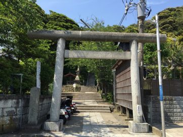 【鎌倉市長谷にある甘縄神明神社。鎌倉最古の神社と言われている。ちょうど鎌倉大仏の真南に位置し、この近辺に禅尼の邸宅もあったらしい。】